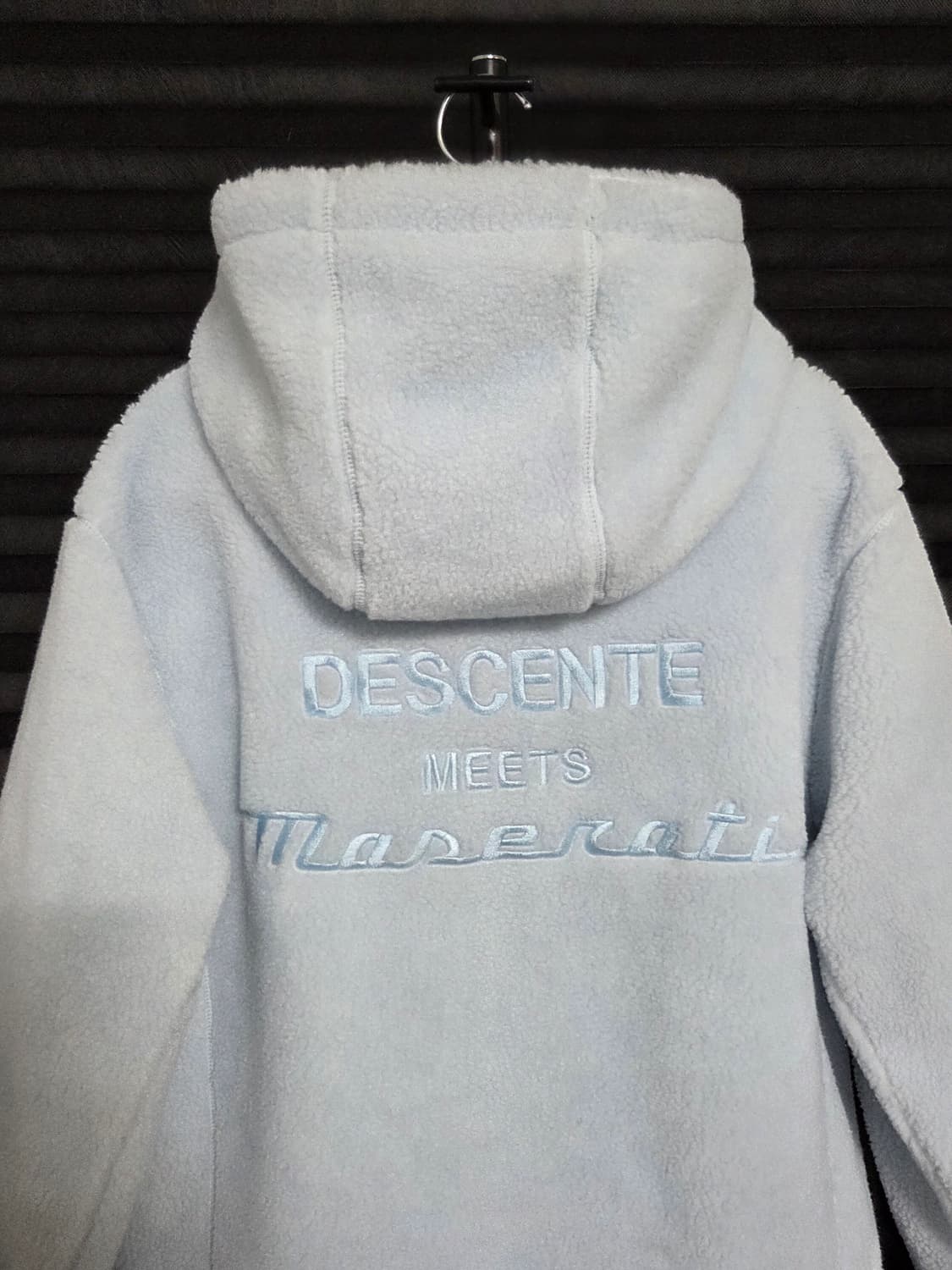 [데상트] 마세라티 플리스 후드집업 판매합니다. 상품이미지6