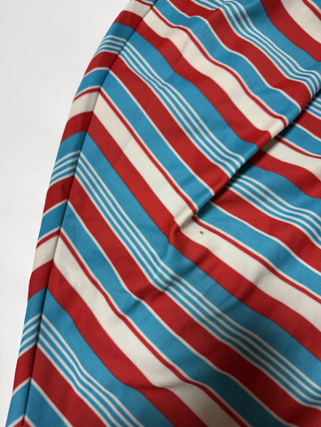 commedesgarcons 꼼데가르송 웨이브 원피스 상품이미지8