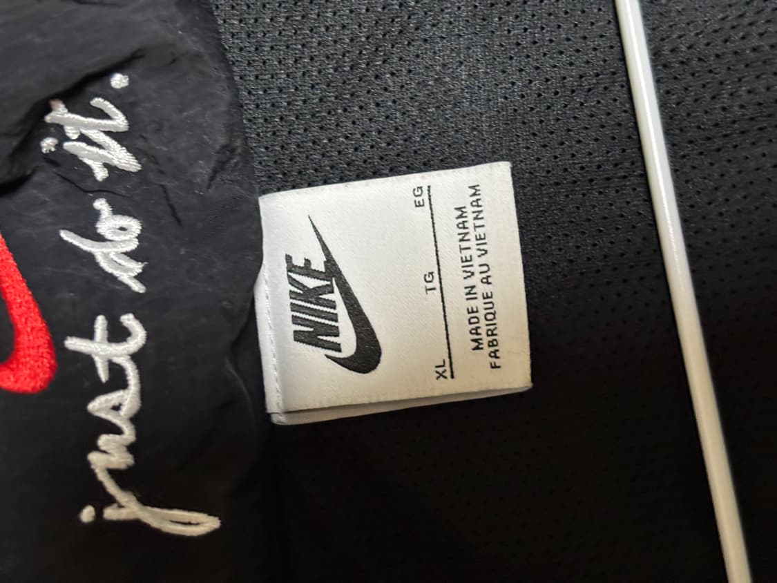 나이키 nsw 윈드러너 sw5 유럽사이즈 xl 상품이미지4