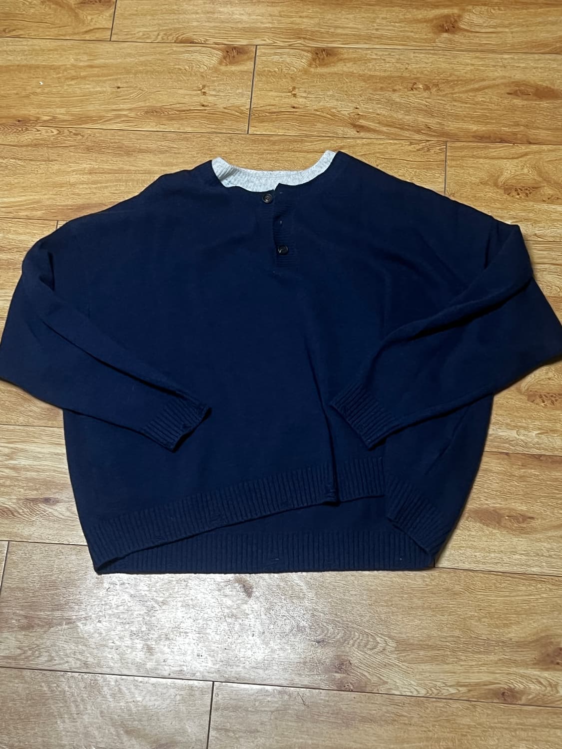 MJD 콘트라스트 넥 캐시 크롭 니트 m size 상품이미지1