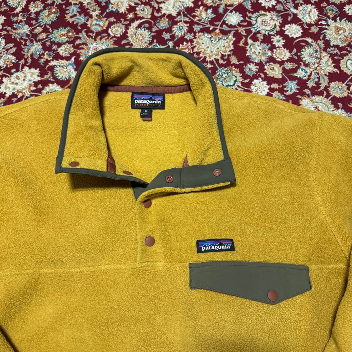 파타고니아 신칠라 플리스 스냅티 머스타드 상품이미지3