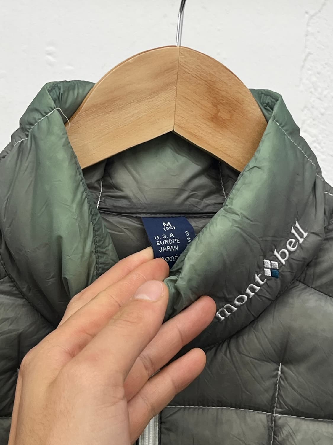 M) MONT-BELL GOOSE DOWN 경량패딩 상품이미지3