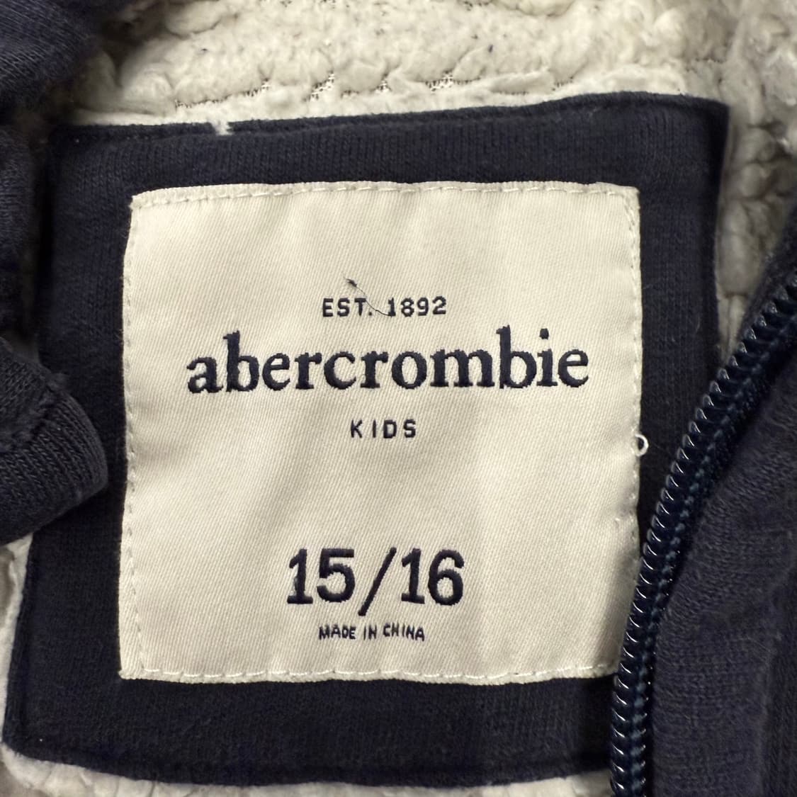 아베크롬비 키즈 네이비 양털 후드집업 상품이미지5