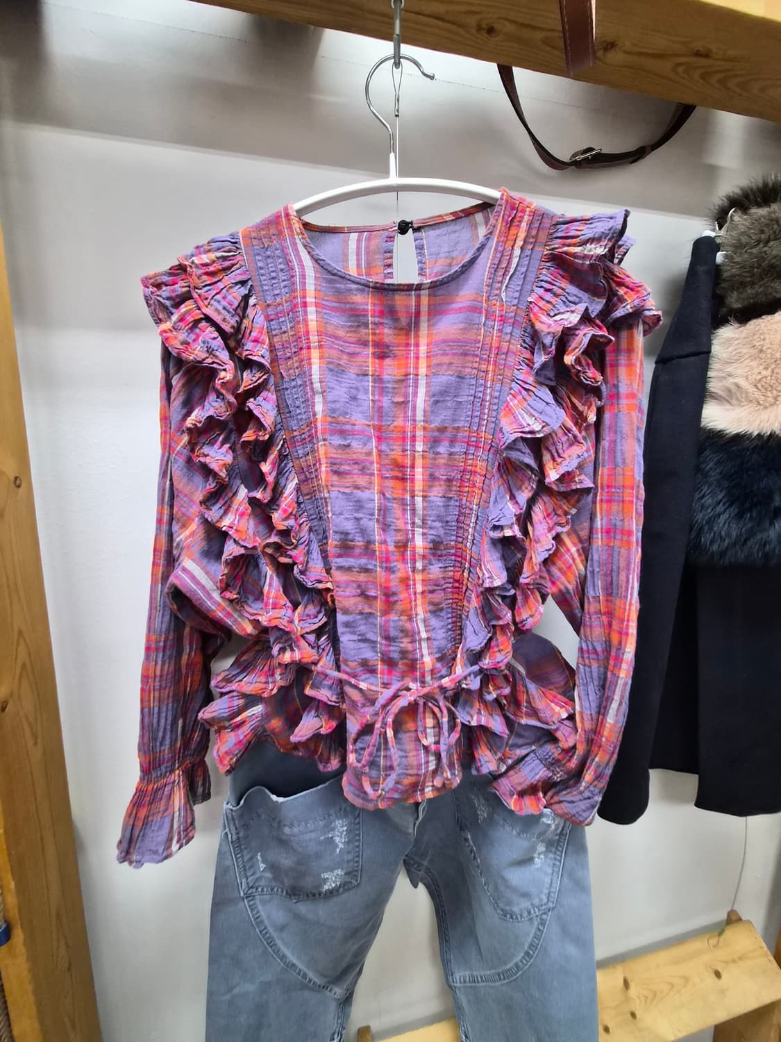 white.b 프릴블라우스.편집샾 배기팬츠 상품이미지2