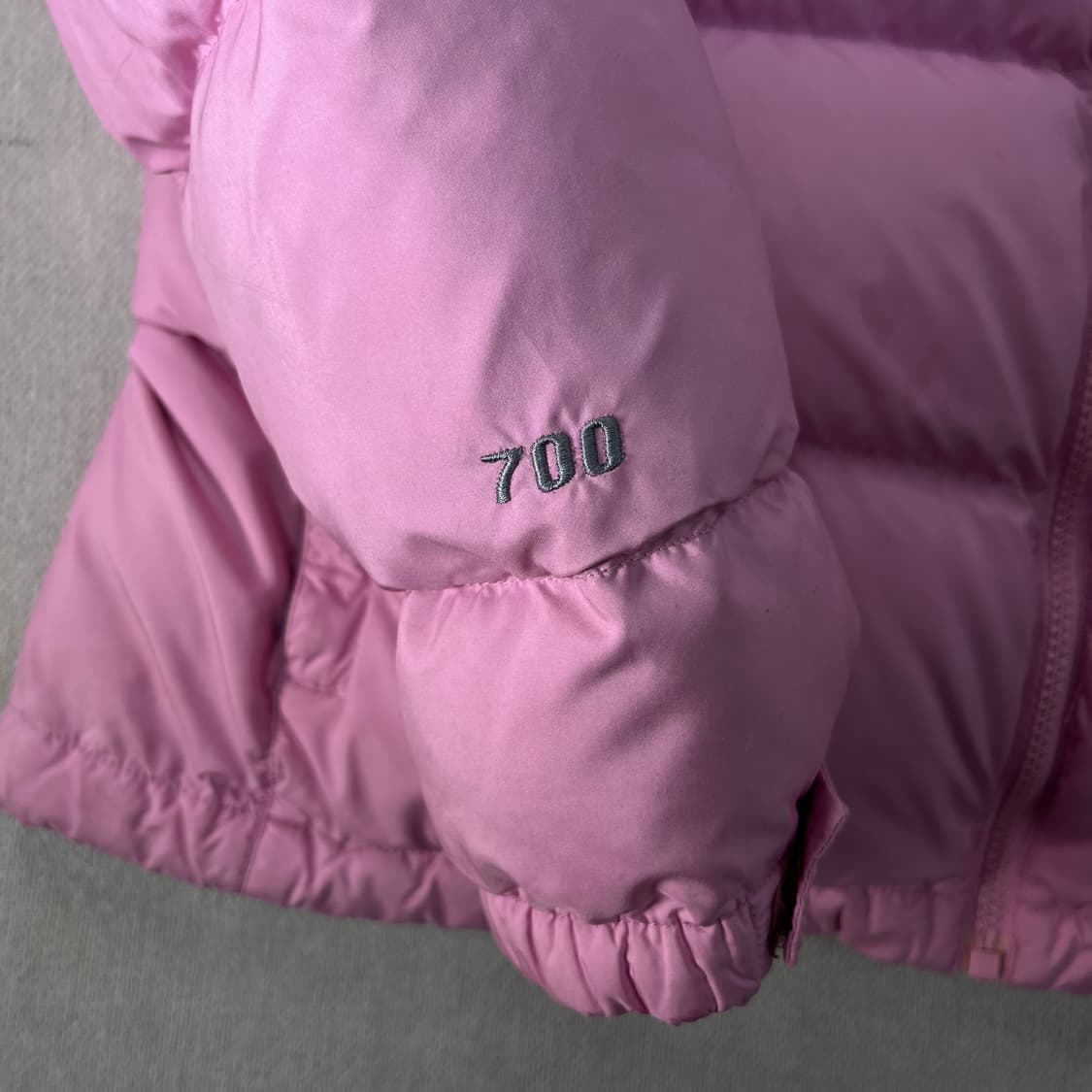 95 노스페이스 해외판 희귀 딸기우유 핑크 700 눕시 패딩 상품이미지5