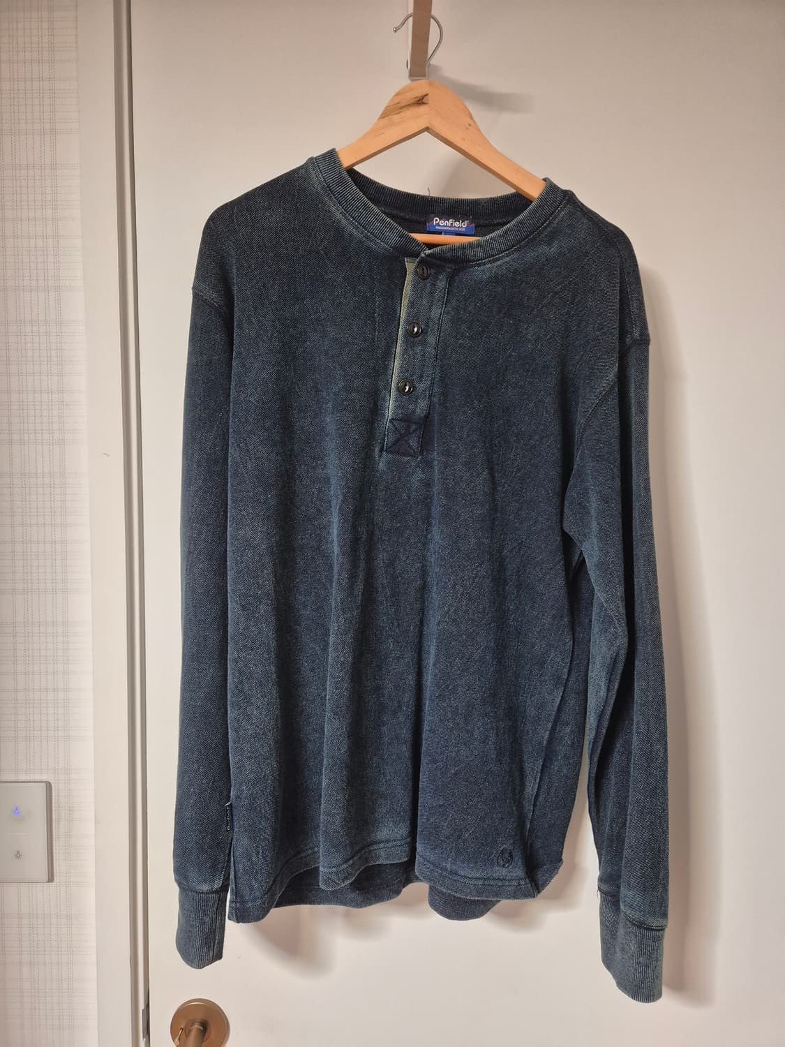 인디고 틴워싱 헨리넥 긴팔티 카키 상품이미지2