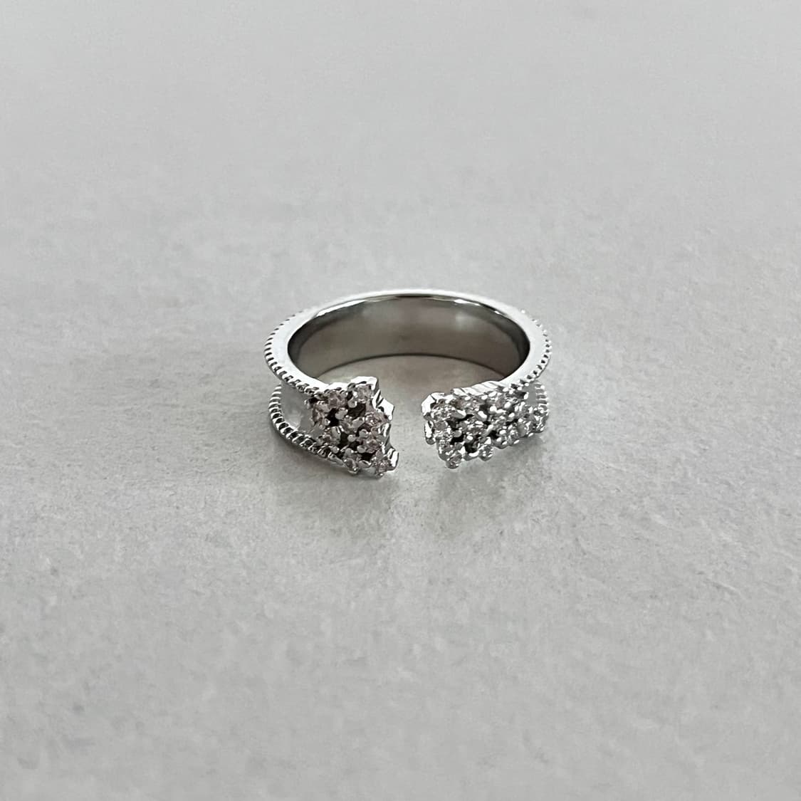 언발란스 큐빅 반지 상품이미지2