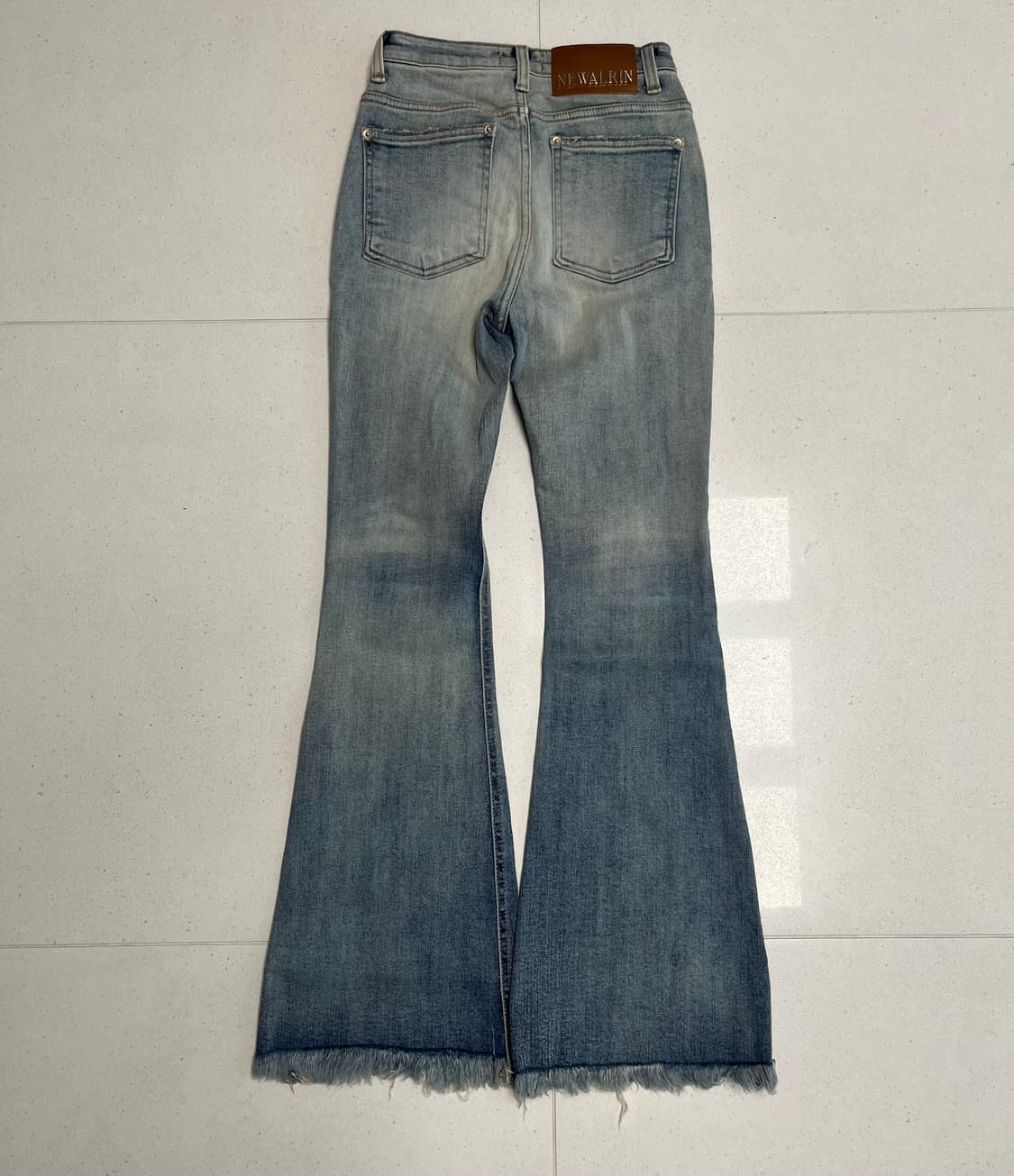 [새상품]뉴얼린 NEWALRIN Long leg Boot cut Deni 상품이미지3