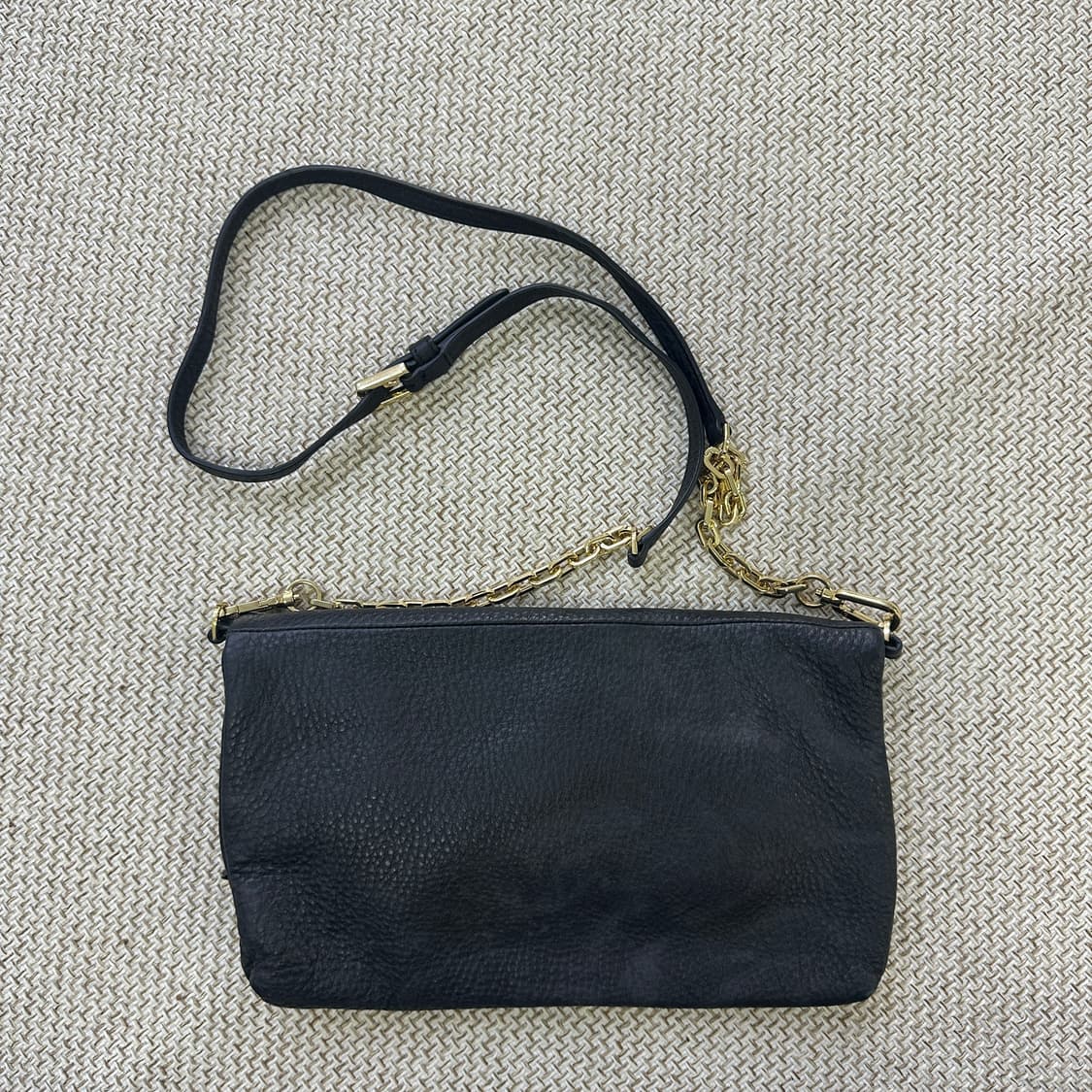 실측확인 토리버치 폴드오버 크로스백 0406D 상품이미지2