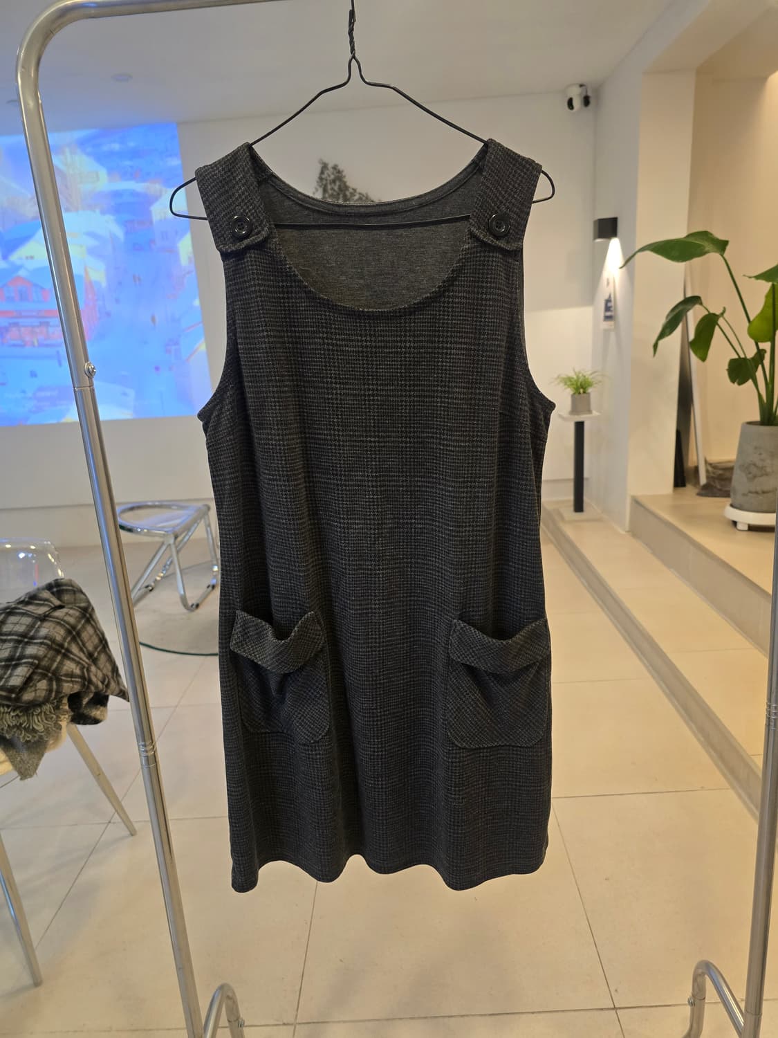 체크 포켓 멜빵 원피스 상품이미지1