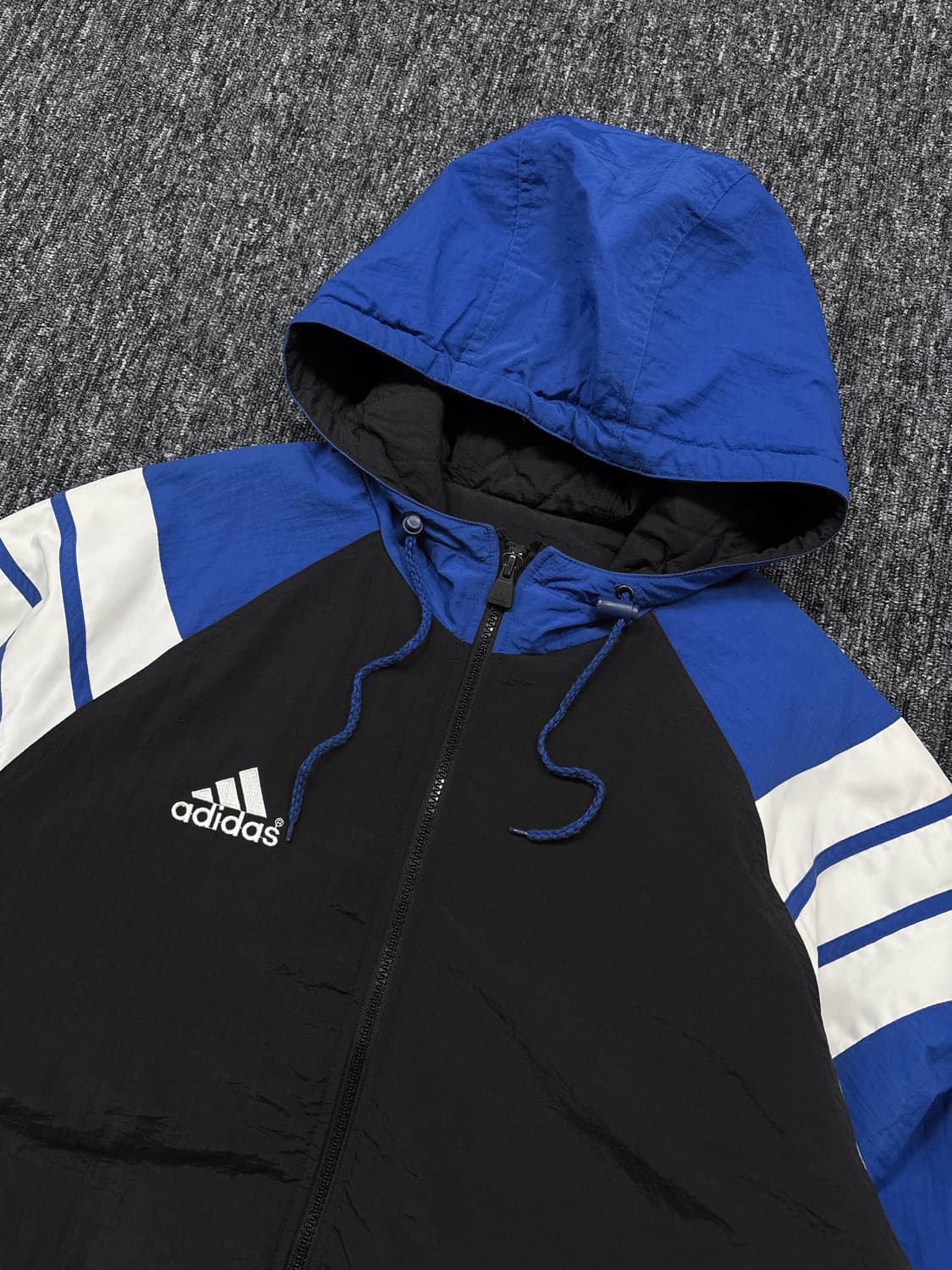 아디다스 올드스쿨 바람막이 자켓 상품이미지5