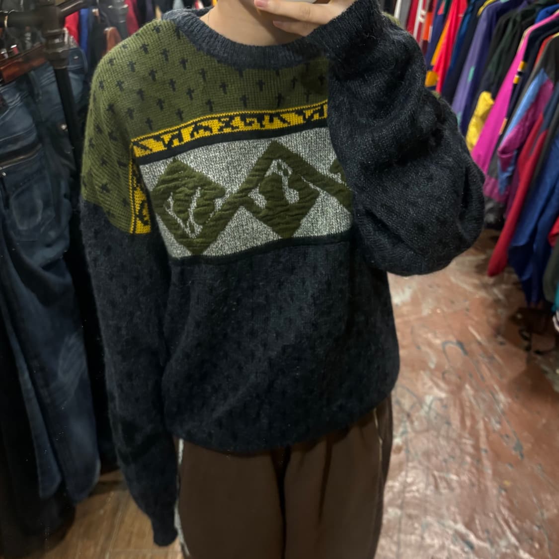 [Hi] 스웨터 아가일 패턴 니트 상품이미지1