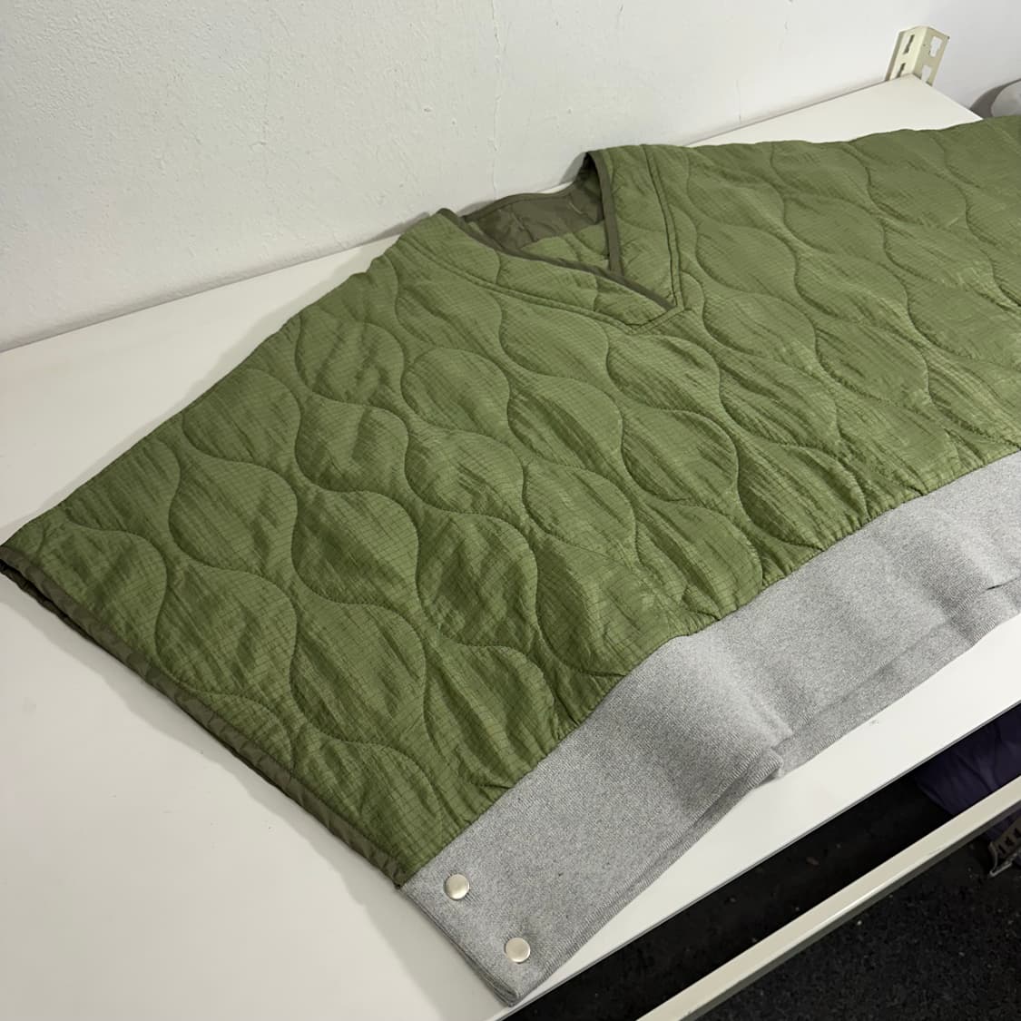 우먼FREE 올라이츠 카키 깔깔이 라이너 케이프 상품이미지2