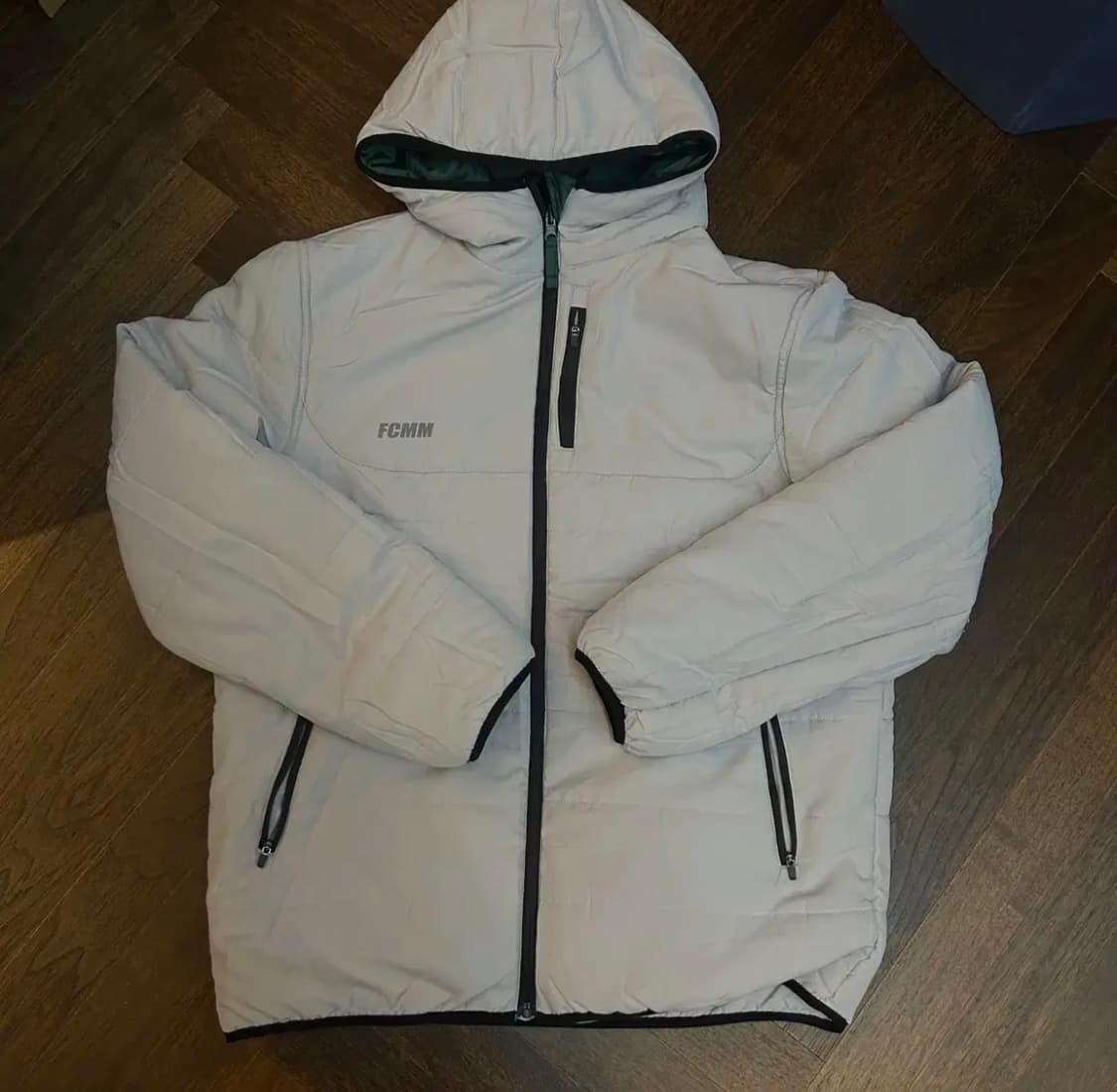FCMM 리버시블 경량패딩 컬러블럭 그레이-그린 후드패딩자켓 상품이미지1