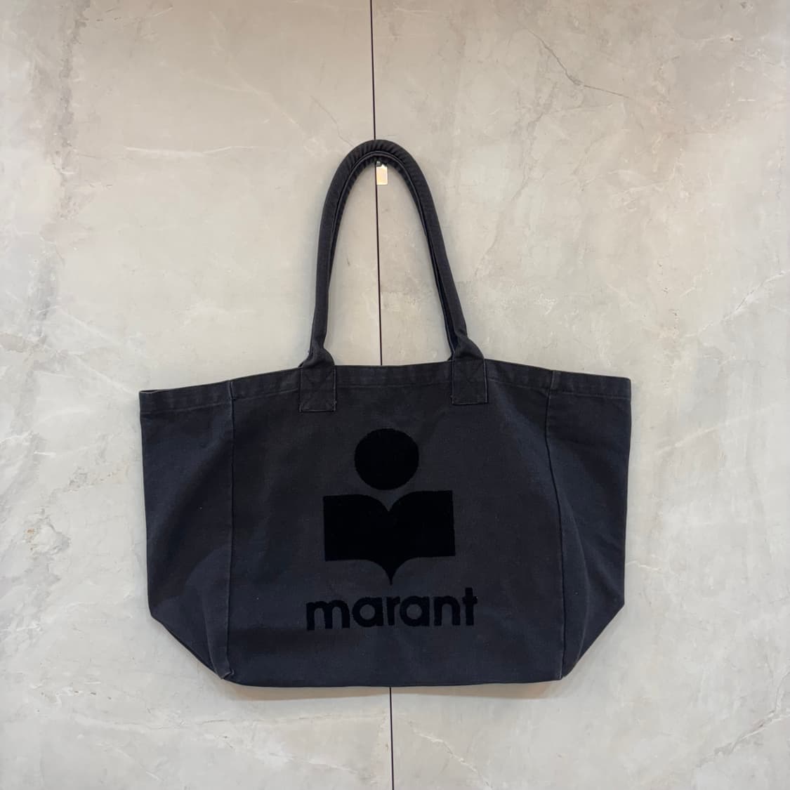 이자벨마랑 Isabel Marant 옌키 블랙 로고 토트백 상품이미지1