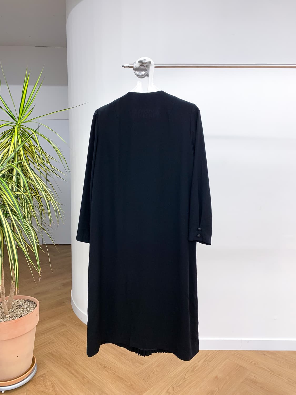 넥 포인트 블랙 원피스 90-95 상품이미지5