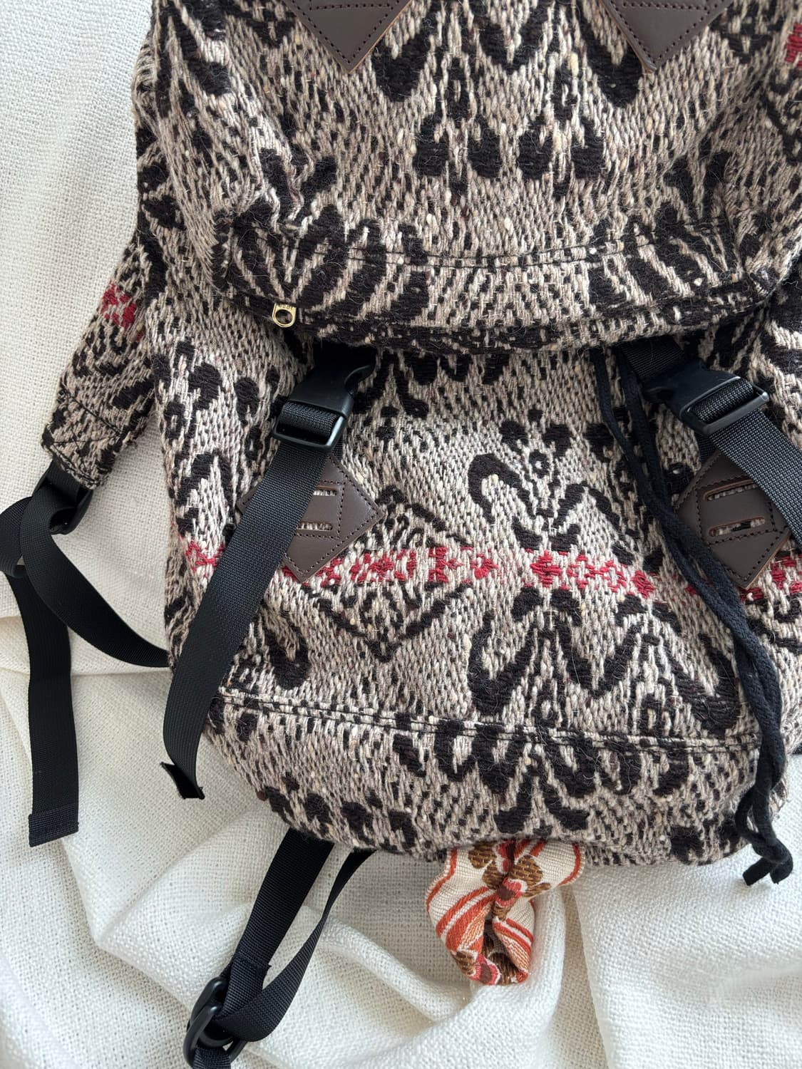 AHCAHCUM 무챠챠 자카드 백팩 상품이미지5