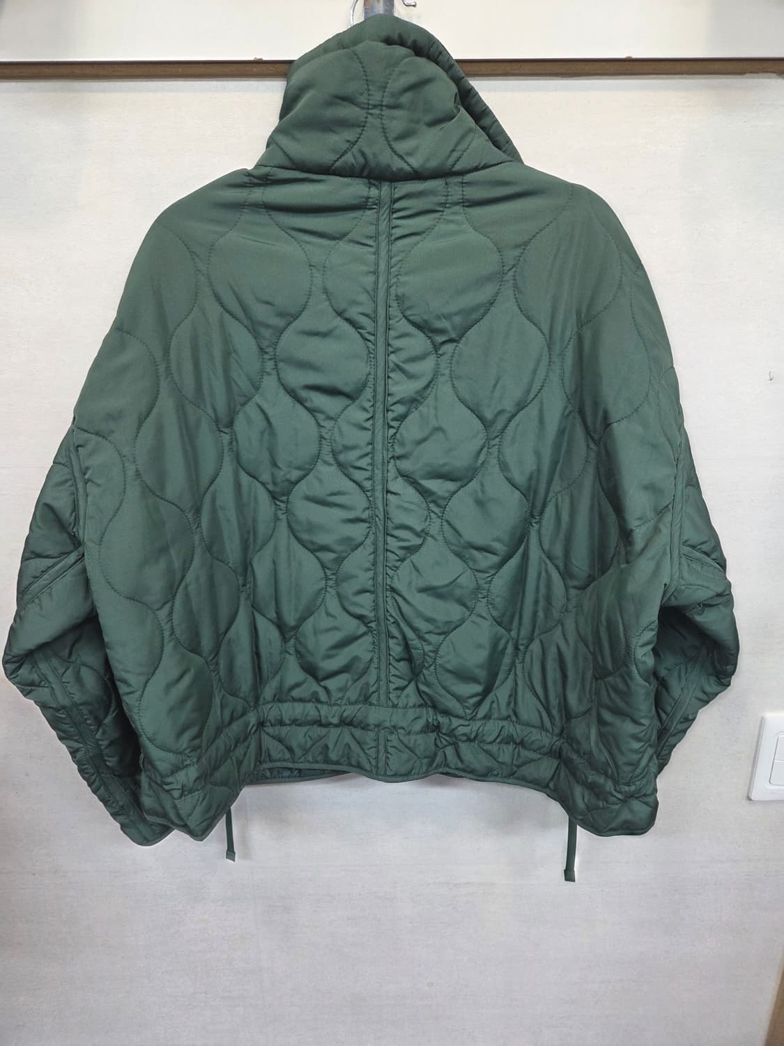 자라 여성 스트링 퀄팅 자켓 L 상품이미지2