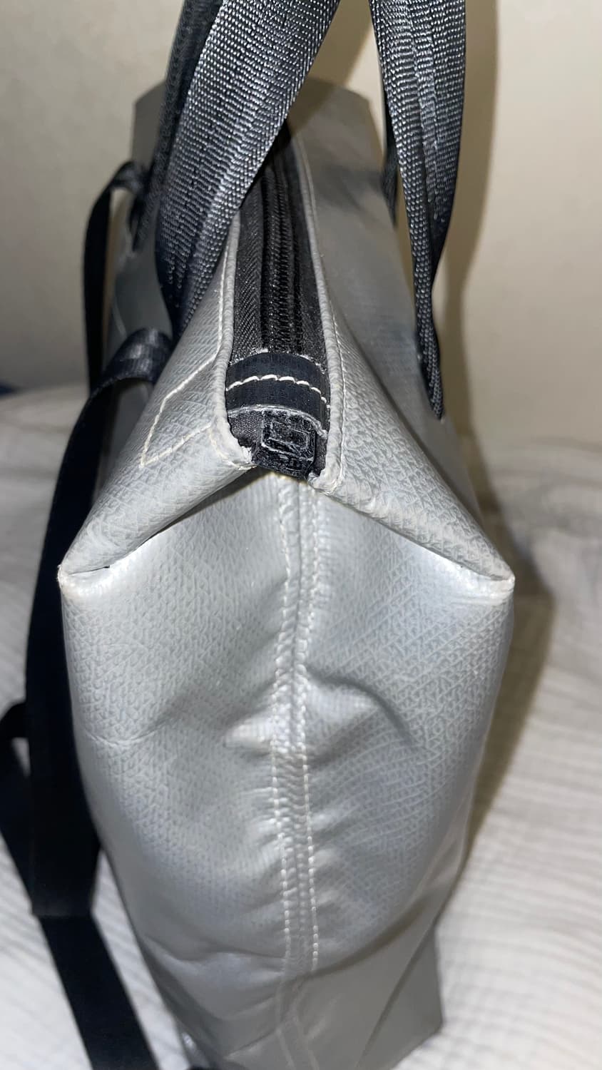 프라이탁 pete 올실버 상품이미지8