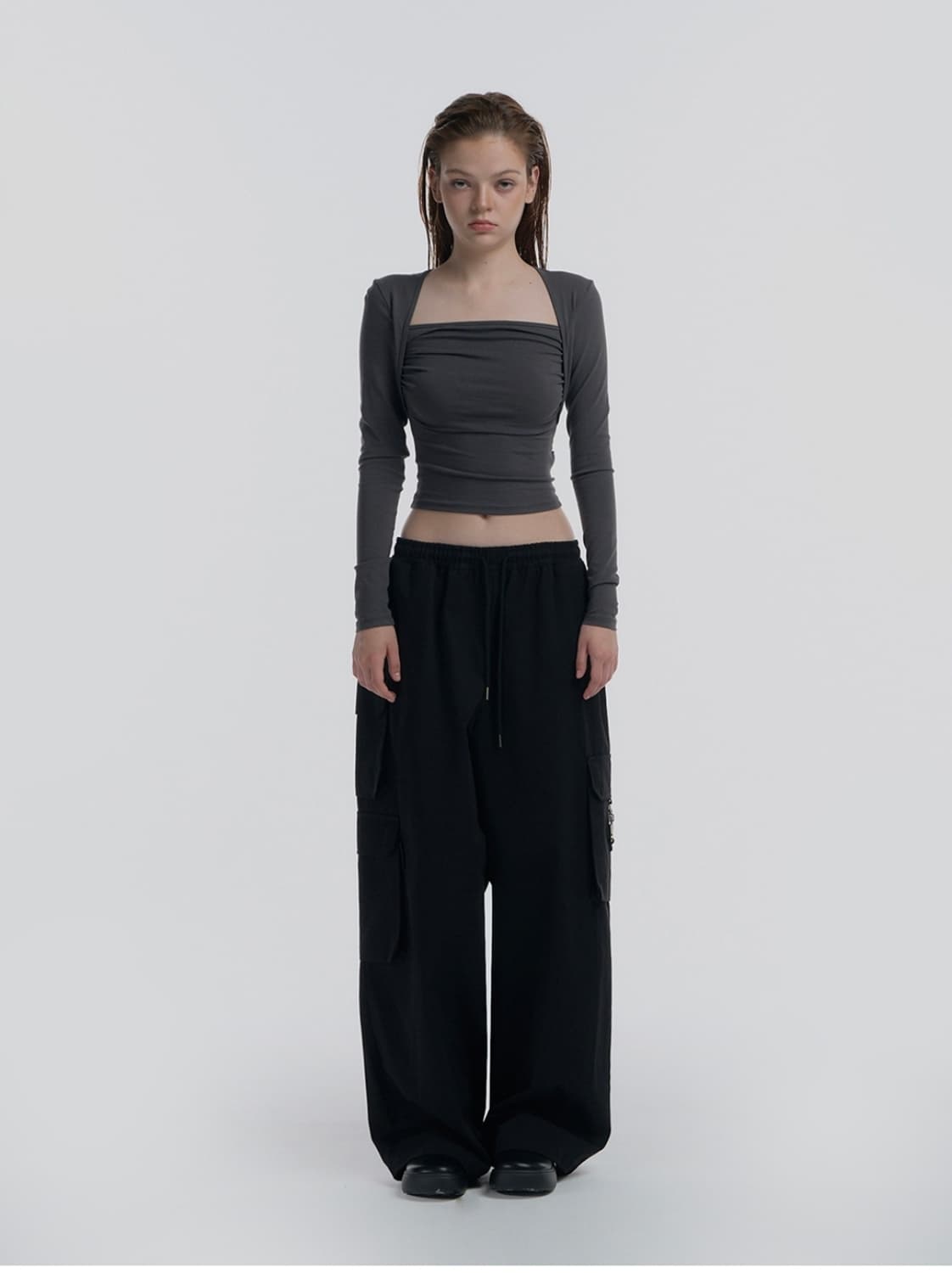 므넴(MNEM) 미니멀 볼레로 셔링 탑 Free 상품이미지4