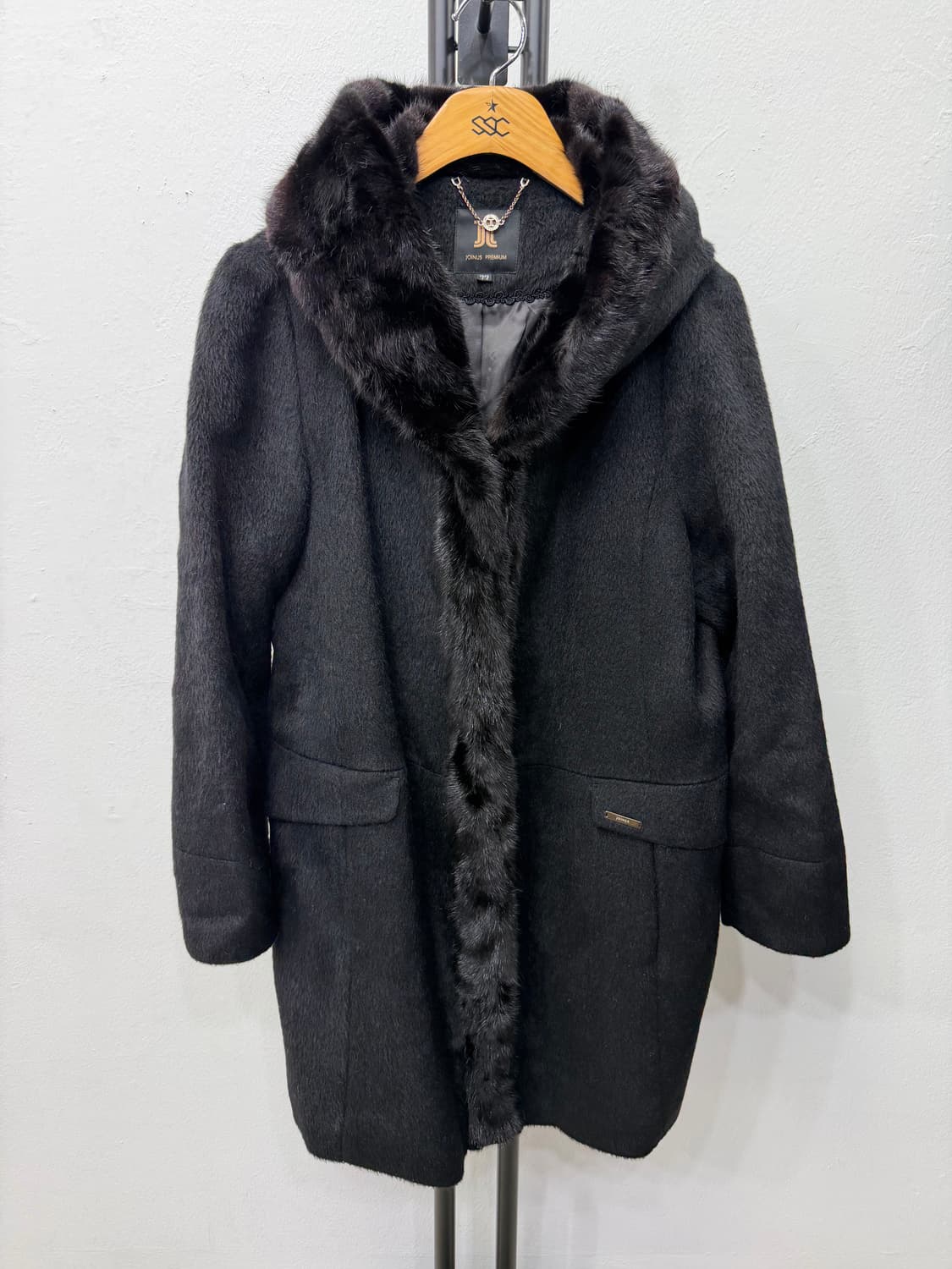 정품) 조이너스 프리미엄 블랙 퍼 밍크코트 77 상품이미지1