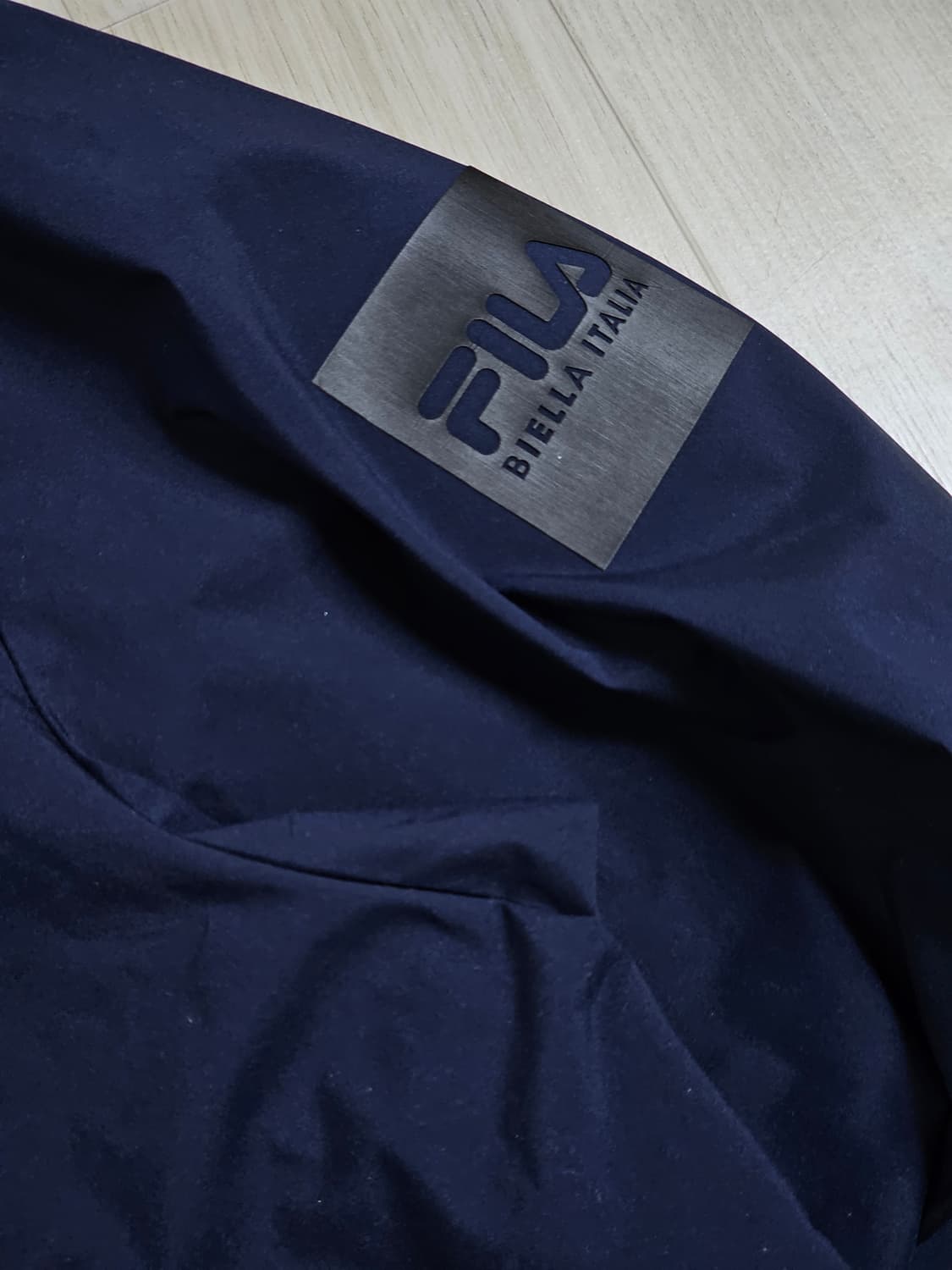 ​[100] 휠라 비엘라 이탈리아 네이비 후드 바람막이 자켓 상품이미지4