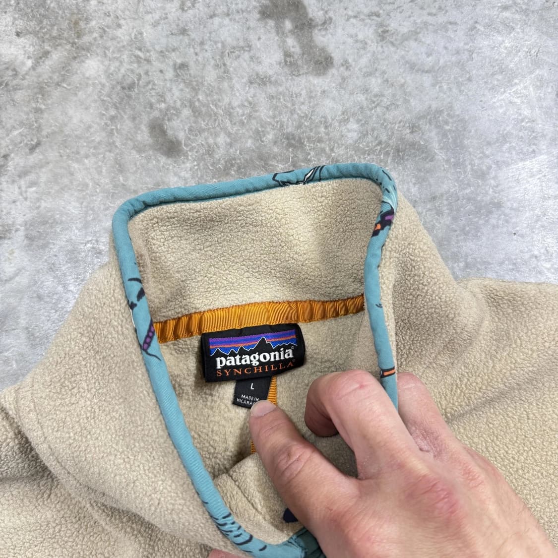 14FW 파타고니아 신칠라 스냅-T 플리스 내추럴/스카이블루 패턴 상품이미지3