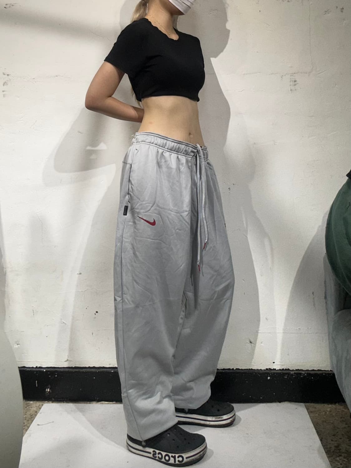 나이키 그레이 와이드 레드 스우시 추리닝 바지 XL 상품이미지1