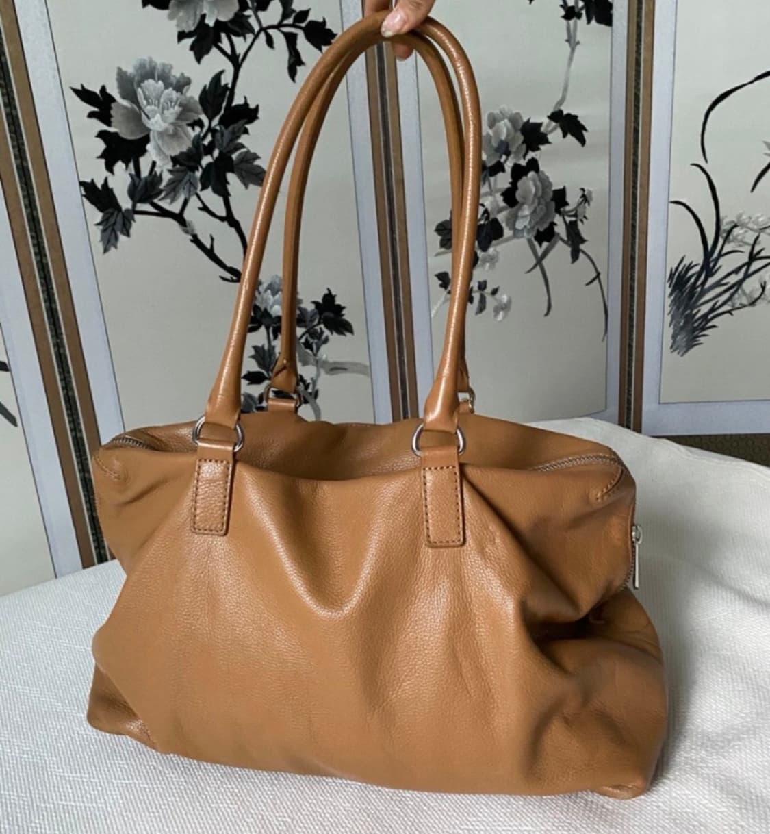 Michael kors 소가죽 빅 레더 숄더백 상품이미지2