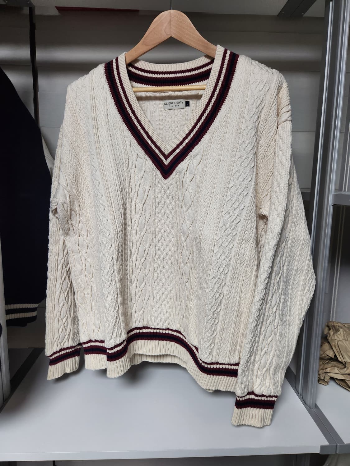 일원에이티(Ill One Eighty) 틸던 브이넥 니트 L사이즈 상품이미지2