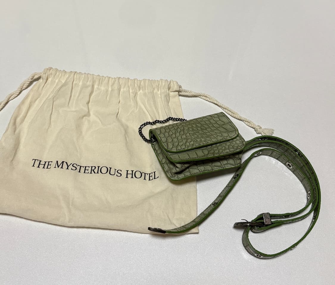 더미스테리어스호텔 미호 마이크로 벨트 백 그린 상품이미지3