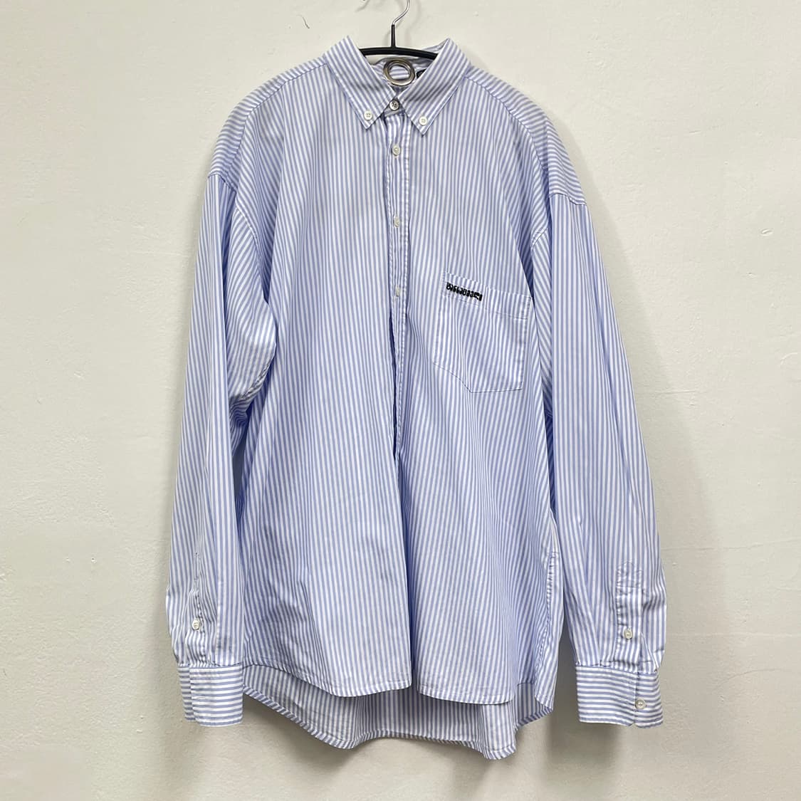 베트멍 VETEMENTS 백로고 메탈링 스프라이트 셔츠 M 상품이미지1
