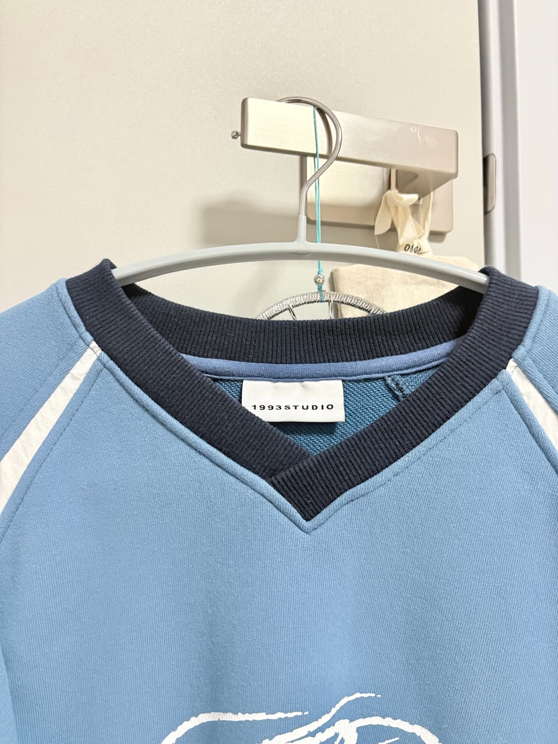 1993 스튜디오 스피드레이서 레글런 스웨트셔츠_빈티지블루 상품이미지4
