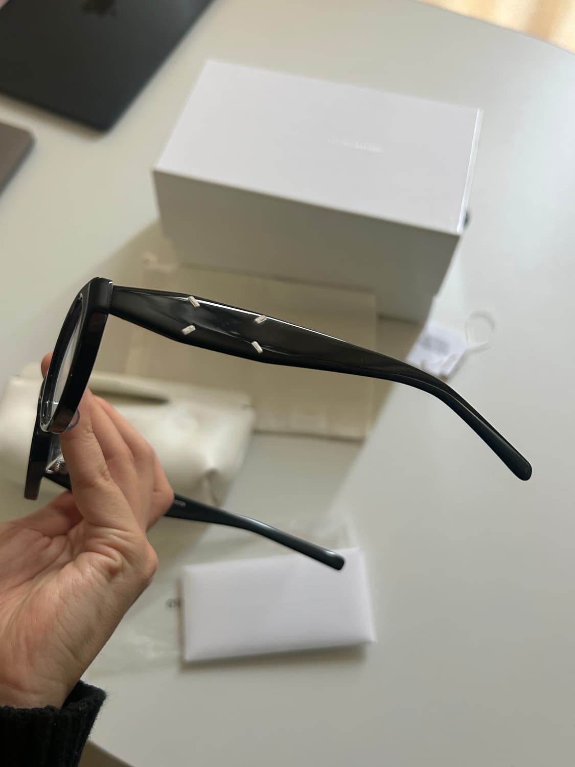 젠틀몬스터 마르지엘라 MM209 블랙 상품이미지2