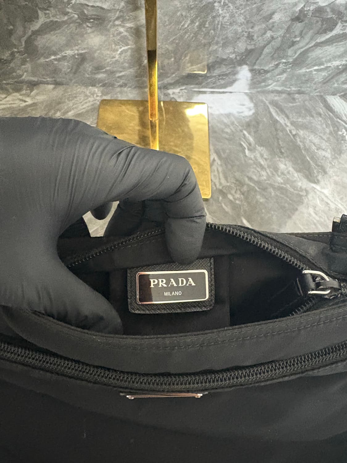 프라다 리나일론 트라이앵글 삼각로고 크로스 메신저백 상품이미지4