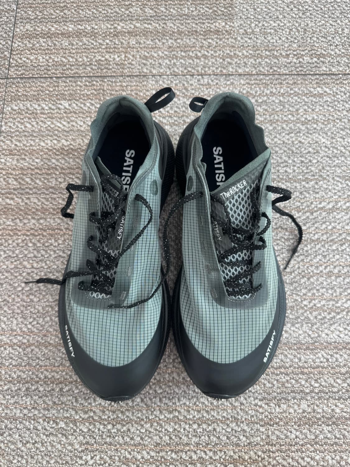 새티스파이 더 라커 쉐도우 상품이미지1