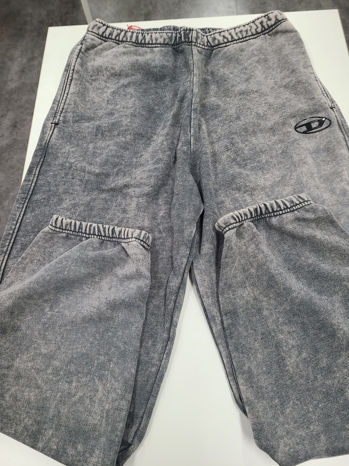 디젤 오버다이드 트랙 팬츠 운동복 사이즈L 미사용 상품이미지3