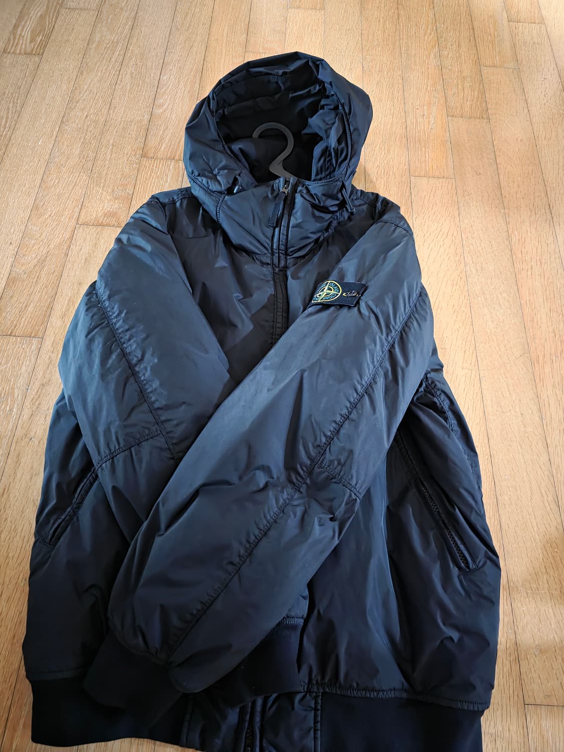 24FW 스톤아일랜드 크링클랩스 L 상품이미지3