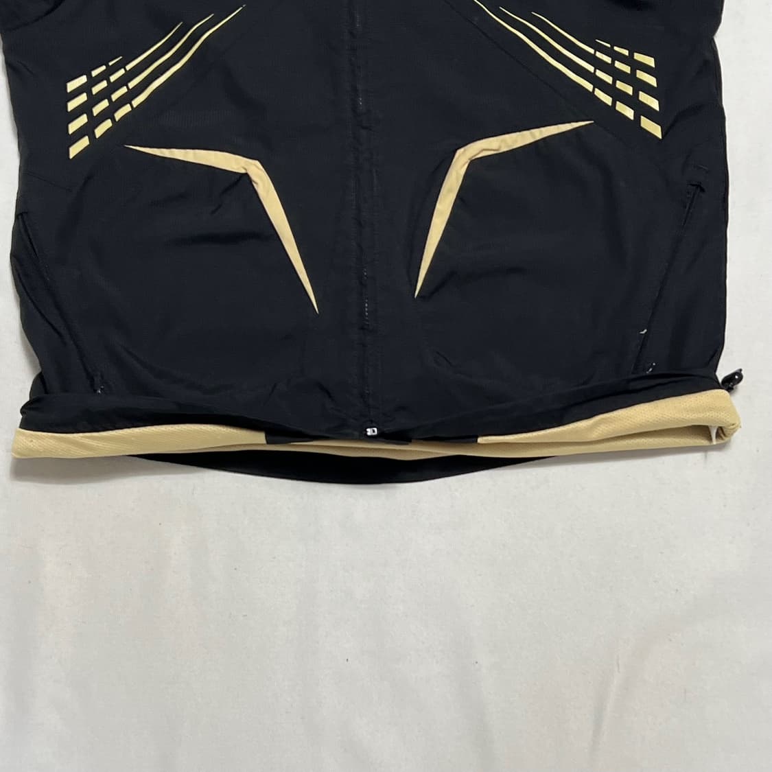 100 아디다스 리버풀 골드라인 후드 바람막이 상품이미지3