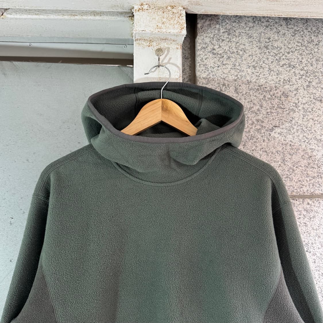 GU JPN 배색 플리스 후드티 상품이미지4