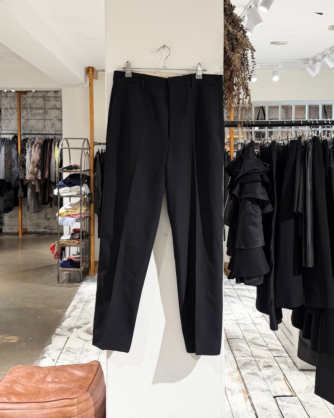 르메르 블랙 버튼 스트레이트 슬랙스  상품이미지1