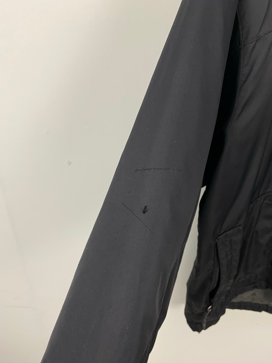 노스페이스 블랙 투웨이 바람막이 자켓 해외S 상품이미지3