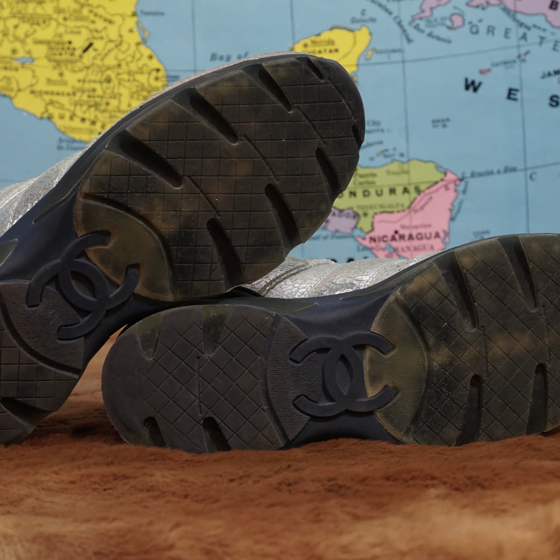 샤넬 크루즈 실버 스니커즈 상품이미지8