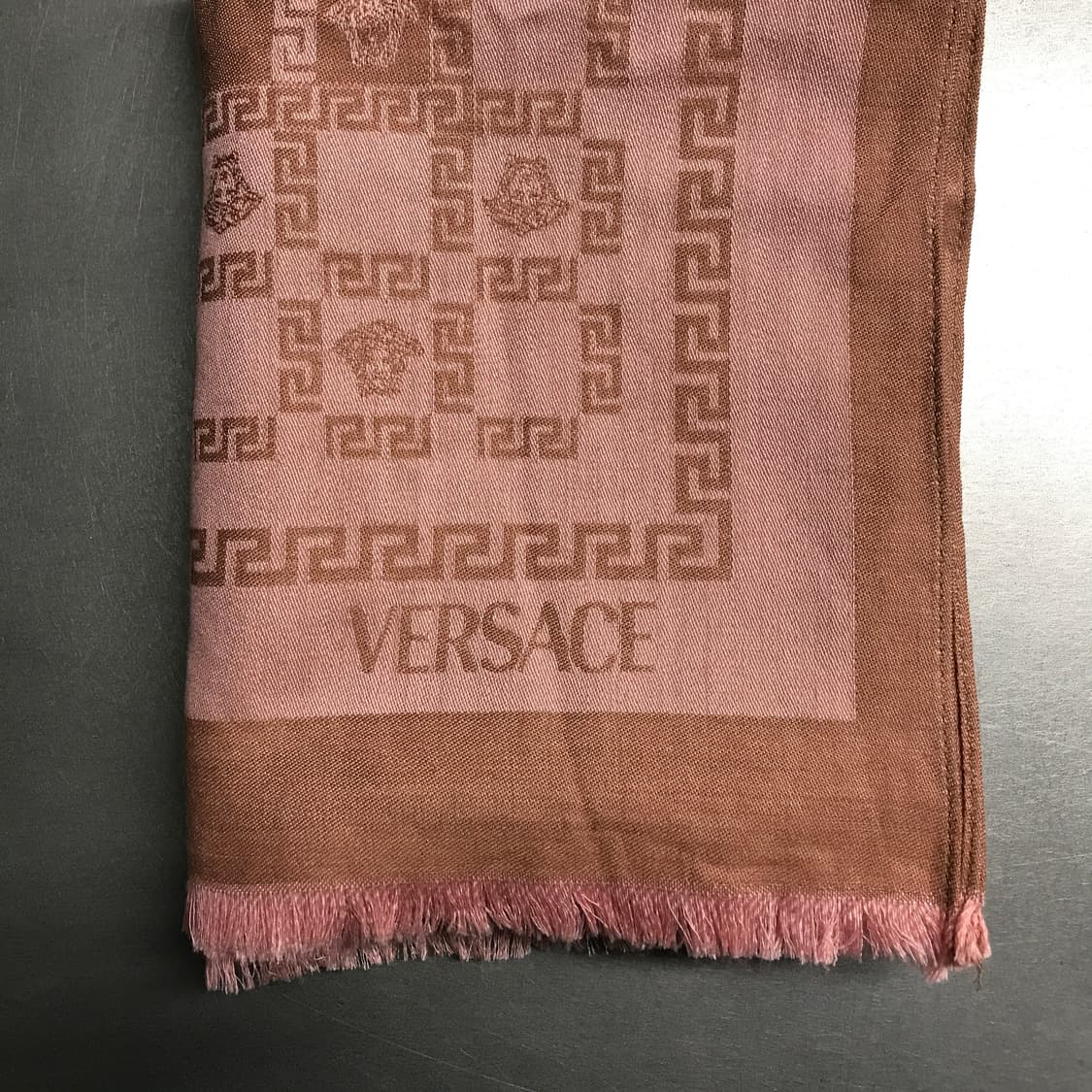 베르사체 실크 스카프 상품이미지4