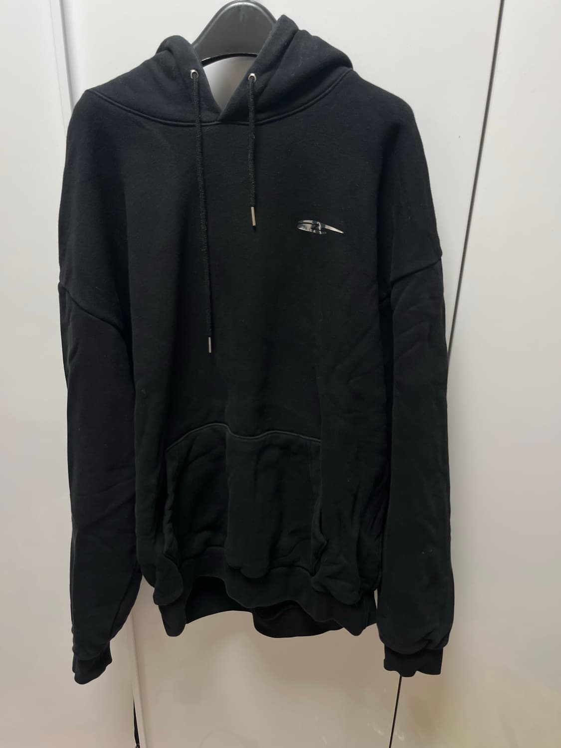 실버로고 포인트 오버핏 후디 상품이미지1