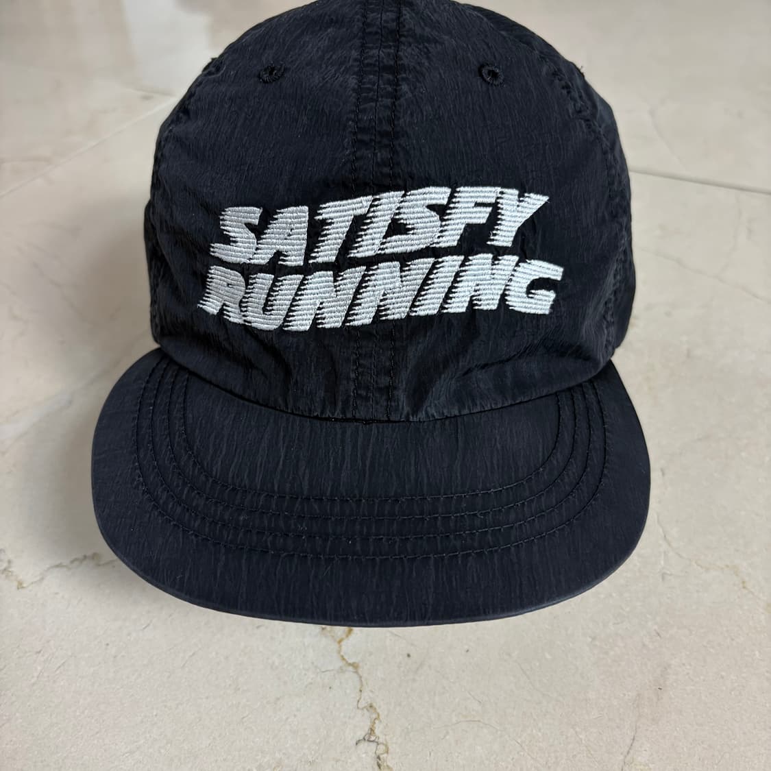 Satisfy Flitesilk Running Cap Black 상품이미지3