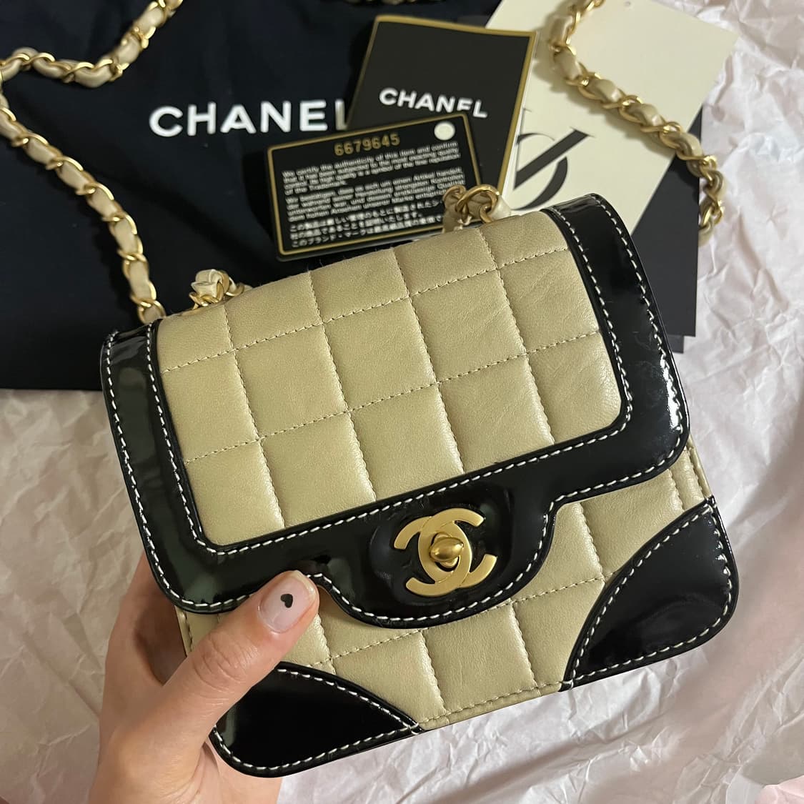 샤넬 빈티지 플랩백 6번대 (오브이한남) 상품이미지1