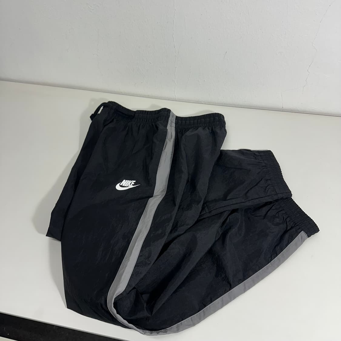 우먼XL 나이키 블랙 사이드라인 나일론 조거팬츠 상품이미지1