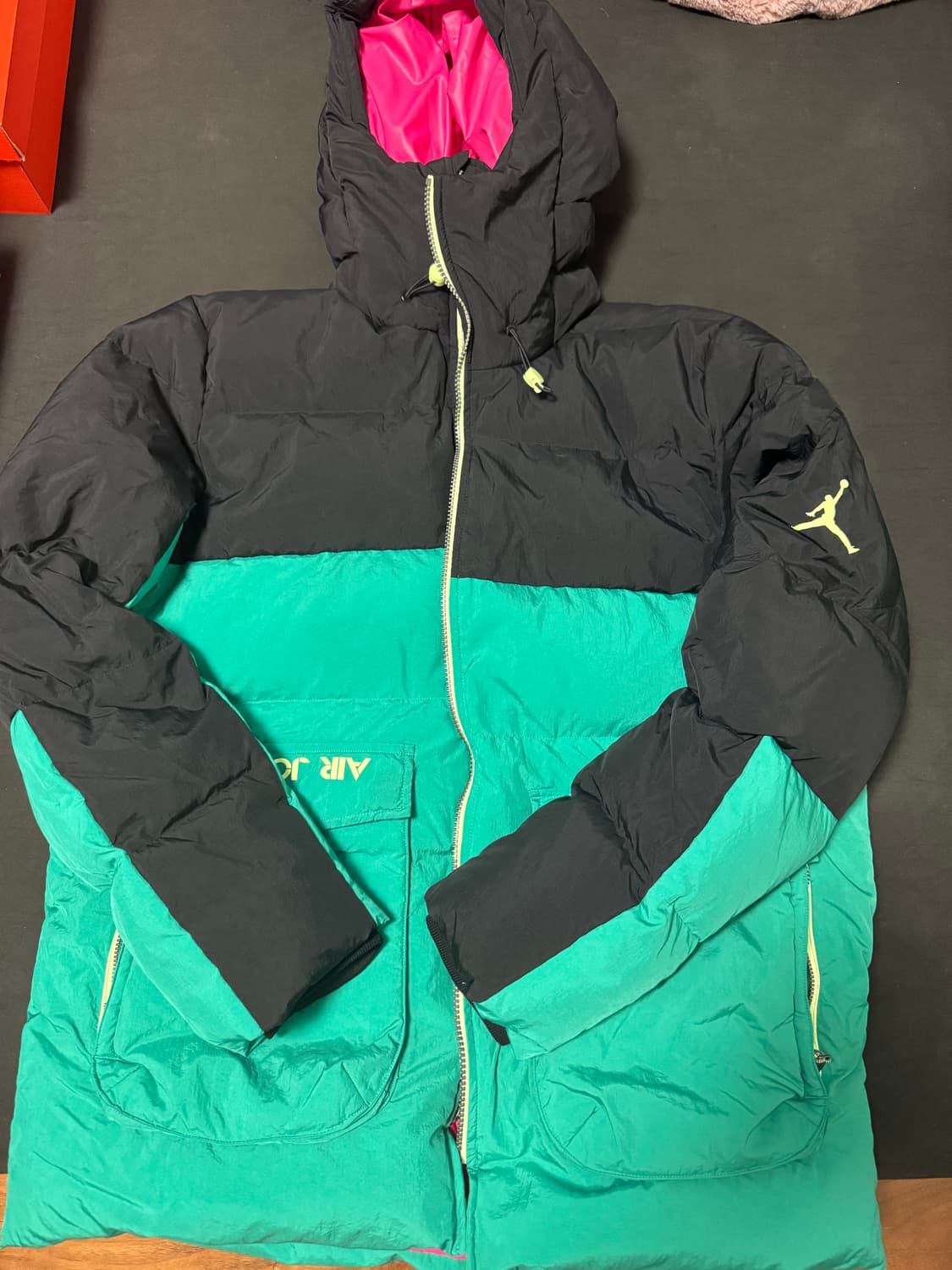 정품새제품 나이키 B그레이드 조던 덕다운 파카 패딩 XL 105 상품이미지1