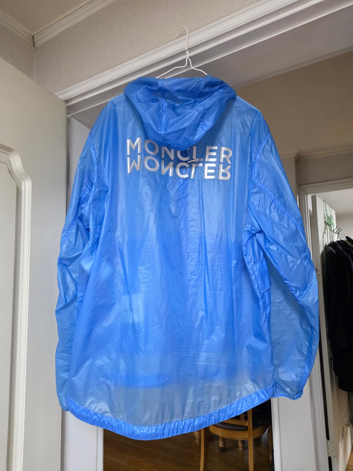 몽클레르 바람막이 자켓 상품이미지2